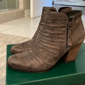 Paul Green Malibu Earth Antique bootie